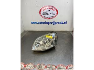Used Headlight, left Peugeot Partner 1.9D Price € 25,00 Margin scheme offered by Autosloopbedrijf Jan Pronk B.V.