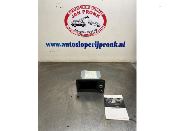Gebrauchte Navigation System Audi A3 Sportback (8PA) 1.6 TDI 16V Preis € 400,00 Margenregelung angeboten von Autosloopbedrijf Jan Pronk B.V.