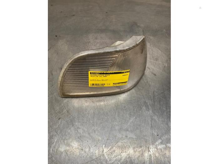 Gebrauchte Blinkerglas rechts Volvo V70 (GW/LW/LZ) 2.4 20V 140 Preis € 15,00 Margenregelung angeboten von Autosloopbedrijf Jan Pronk B.V.