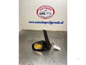 Used Wing mirror, left Ford C-Max (DM2) 1.8 16V Price € 35,00 Margin scheme offered by Autosloopbedrijf Jan Pronk B.V.