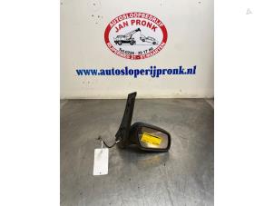 Used Wing mirror, right Ford C-Max (DM2) 1.8 16V Price € 35,00 Margin scheme offered by Autosloopbedrijf Jan Pronk B.V.