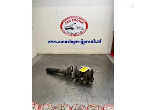 Used Front shock absorber rod, right BMW 3 serie Touring (E91) 318i 16V Price € 50,00 Margin scheme offered by Autosloopbedrijf Jan Pronk B.V.