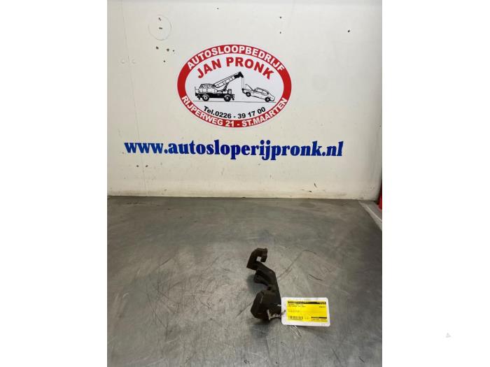 Bremssattel links vorne BMW 3 serie Touring 318i 16V - XXXXXXXXXX