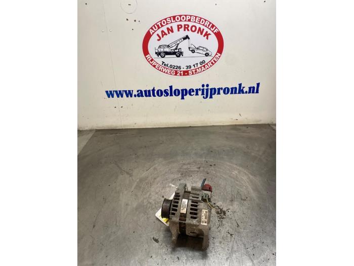 Begagnade Dynamo Nissan Primera (P12) 1.8 16V Pris € 40,00 Marginaltabell erbjuds av Autosloopbedrijf Jan Pronk B.V.