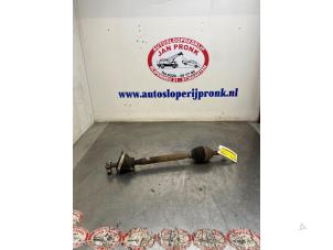 Used Front drive shaft, left Dacia Sandero I (BS) 1.6 MPI 85 Price € 40,00 Margin scheme offered by Autosloopbedrijf Jan Pronk B.V.