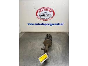 Used Front shock absorber rod, right Dacia Sandero I (BS) 1.6 MPI 85 Price € 40,00 Margin scheme offered by Autosloopbedrijf Jan Pronk B.V.