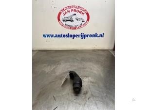 Used Oil filter housing Mercedes A (W169) 1.5 A-160 Price € 25,00 Margin scheme offered by Autosloopbedrijf Jan Pronk B.V.
