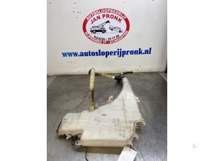 Used Front windscreen washer reservoir BMW 3 serie Touring (E91) 318i 16V Price € 25,00 Margin scheme offered by Autosloopbedrijf Jan Pronk B.V.
