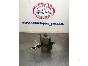 Used Power steering pump Seat Ibiza III (6L1) 1.2 12V Price € 50,00 Margin scheme offered by Autosloopbedrijf Jan Pronk B.V.
