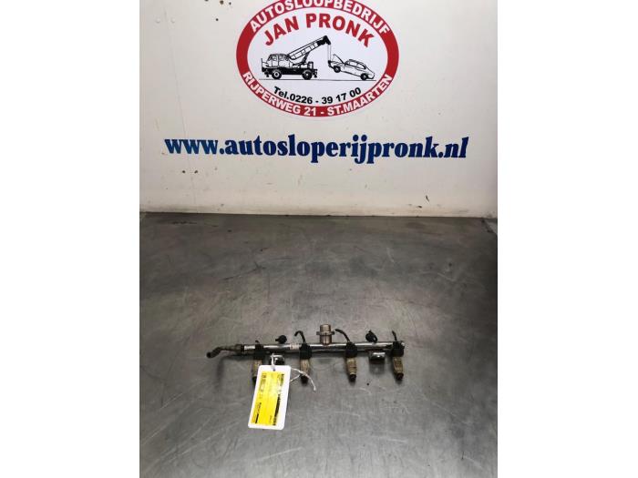 Usagé Système d'injection Ford Focus C-Max 1.8 16V Prix € 30,00 Règlement à la marge proposé par Autosloopbedrijf Jan Pronk B.V.