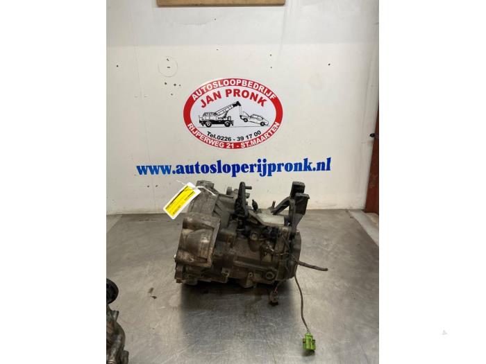 Usados Caja de cambios Volkswagen Polo V (6R) 1.4 TDI DPF BlueMotion technology Precio € 325,00 Norma de margen ofrecido por Autosloopbedrijf Jan Pronk B.V.