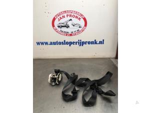 Used Front seatbelt, right Volkswagen Polo V (6R) 1.4 TDI DPF BlueMotion technology Price € 125,00 Margin scheme offered by Autosloopbedrijf Jan Pronk B.V.