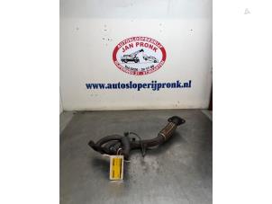 Used Exhaust manifold Ford Focus 1 1.6 16V Price € 50,00 Margin scheme offered by Autosloopbedrijf Jan Pronk B.V.