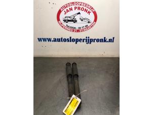 Used Shock absorber kit Mercedes A (W169) 1.5 A-160 Price € 50,00 Margin scheme offered by Autosloopbedrijf Jan Pronk B.V.