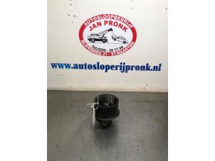 Used Heating and ventilation fan motor Ford Galaxy (WGR) 2.3i 16V Price € 40,00 Margin scheme offered by Autosloopbedrijf Jan Pronk B.V.