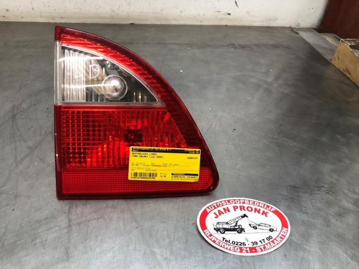 Taillight, left from a Ford Galaxy (WGR) 2.3i 16V 2005