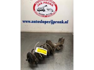 Used Front shock absorber, right Peugeot 308 SW (4E/H) 1.6 VTI 16V Price € 40,00 Margin scheme offered by Autosloopbedrijf Jan Pronk B.V.