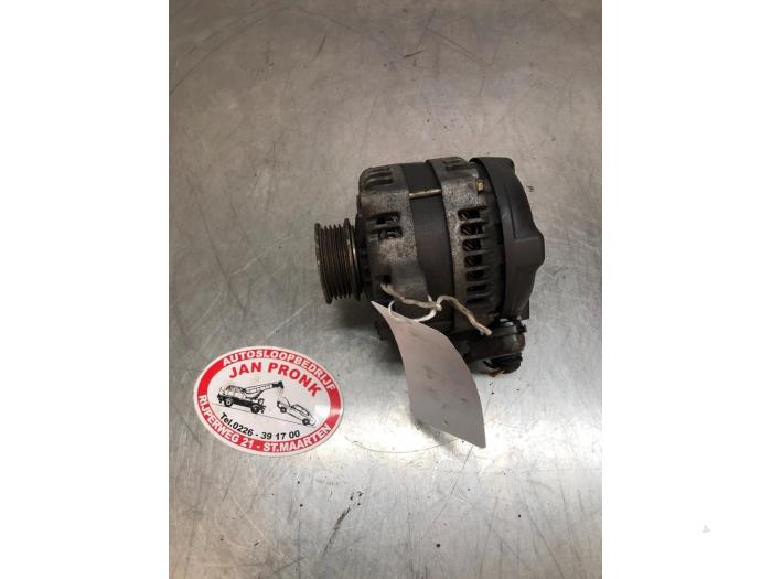 Begagnade Dynamo Toyota Avensis (T25/B1B) 2.0 16V D-4D 115 Pris € 75,00 Marginaltabell erbjuds av Autosloopbedrijf Jan Pronk B.V.