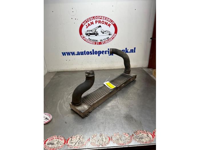 Usados Intercooler Mercedes Vito (639.6) 2.2 109 CDI 16V Precio € 75,00 Norma de margen ofrecido por Autosloopbedrijf Jan Pronk B.V.