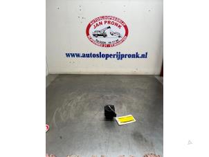 Używane Przelacznik swiatel Mercedes Citan (415.6) 1.5 108 CDI Cena € 20,00 Procedura marży oferowane przez Autosloopbedrijf Jan Pronk B.V.