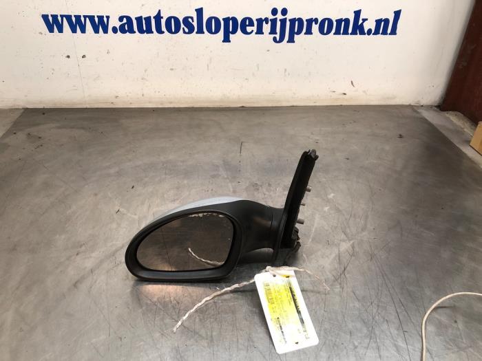 Wing mirror, left from a Seat Toledo (5P2) 1.6 2006