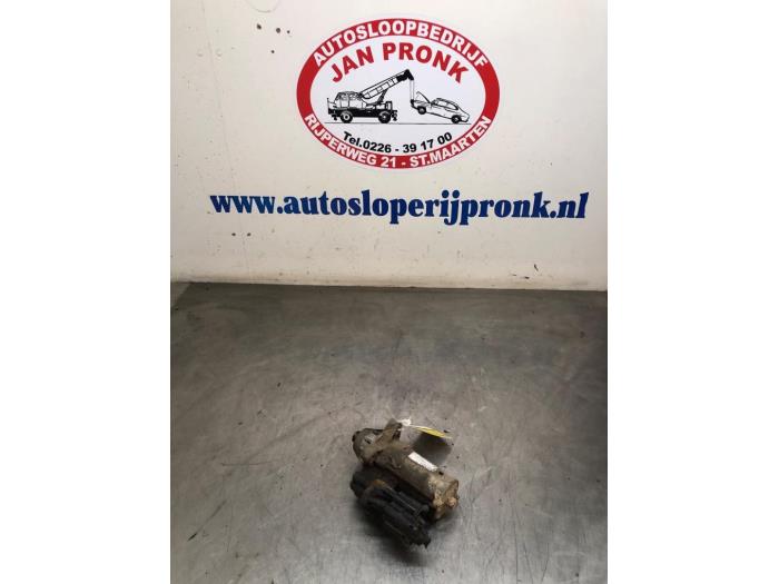 Gebrauchte Anlasser Ford Transit Connect 1.8 Tddi Preis auf Anfrage angeboten von Autosloopbedrijf Jan Pronk B.V.