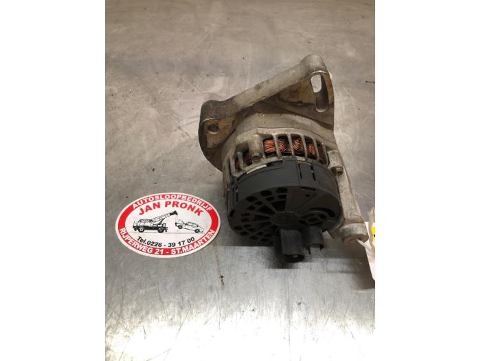 Usagé Dynamo Fiat Doblo (223A/119) 1.2 Prix € 25,00 Règlement à la marge proposé par Autosloopbedrijf Jan Pronk B.V.