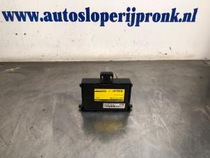 Used Body control computer Renault Clio III (BR/CR) 1.4 16V Price € 35,00 Margin scheme offered by Autosloopbedrijf Jan Pronk B.V.