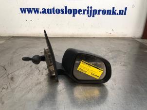 Używane Lusterko zewnetrzne prawe Suzuki Alto (GF) 1.0 12V Cena € 25,00 Procedura marży oferowane przez Autosloopbedrijf Jan Pronk B.V.