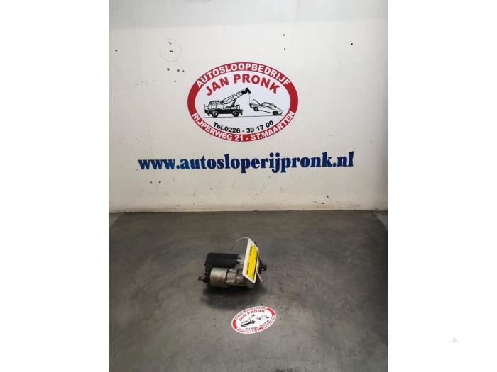 Usagé Démarreur Volkswagen Golf III Cabrio (1E) 1.8 Prix € 50,00 Règlement à la marge proposé par Autosloopbedrijf Jan Pronk B.V.