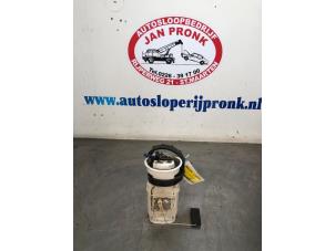 Usagé Pompe d'injection Volkswagen Polo IV (9N1/2/3) 1.2 12V Prix € 25,00 Règlement à la marge proposé par Autosloopbedrijf Jan Pronk B.V.
