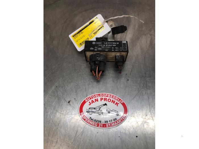 Used Cooling computer Volkswagen Polo IV (9N1/2/3) 1.2 12V Price € 25,00 Margin scheme offered by Autosloopbedrijf Jan Pronk B.V.