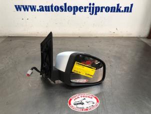 Used Wing mirror, right Ford Focus 2 Wagon 1.8 16V Price € 50,00 Margin scheme offered by Autosloopbedrijf Jan Pronk B.V.