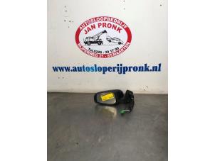 Used Wing mirror, left Volvo S60 I (RS/HV) 2.4 D5 20V Price € 50,00 Margin scheme offered by Autosloopbedrijf Jan Pronk B.V.