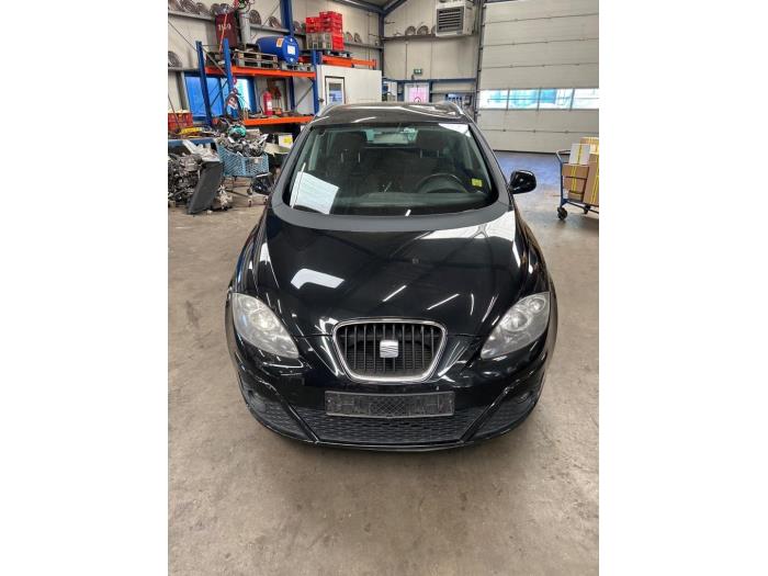 Tagliando compatibile con SEAT Ibiza V 1.0 TSI 85 kw Benzina 2017-2024 - 4 Lt di olio + 3 Filtri