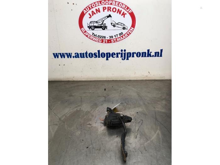 Używane Przepustnica Opel Movano (4A1; 4A2; 4B2; 4B3; 4C2; 4C3) 2.5 CDTI Cena € 50,00 Procedura marży oferowane przez Autosloopbedrijf Jan Pronk B.V.