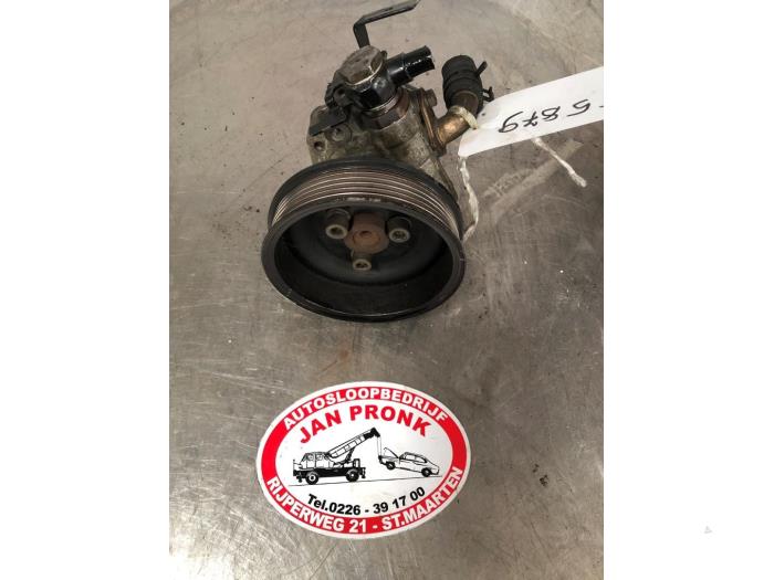 Gebruikte Pompe de direction Volkswagen Golf IV (1J1) 1.4 16V Prijs € 25,00 Margeregeling aangeboden door Autosloopbedrijf Jan Pronk B.V.