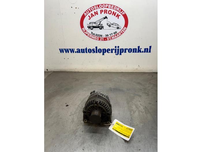 Gebrauchte Dynamo Renault Grand Scénic III (JZ) 1.4 16V TCe 130 Preis € 40,00 Margenregelung angeboten von Autosloopbedrijf Jan Pronk B.V.