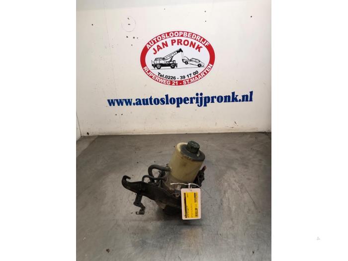 Used Power steering pump Audi A2 (8Z0) 1.4 TDI Price € 50,00 Margin scheme offered by Autosloopbedrijf Jan Pronk B.V.