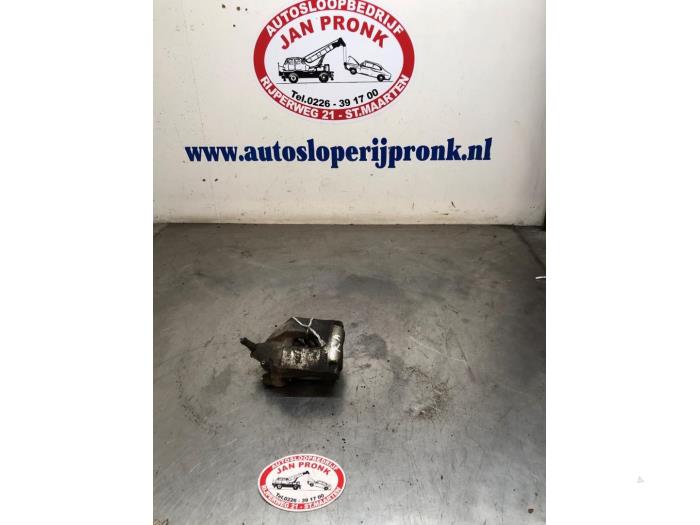 Gebrauchte Bremszange rechts hinten Volvo XC90 I 2.9 T6 24V Preis € 40,00 Margenregelung angeboten von Autosloopbedrijf Jan Pronk B.V.