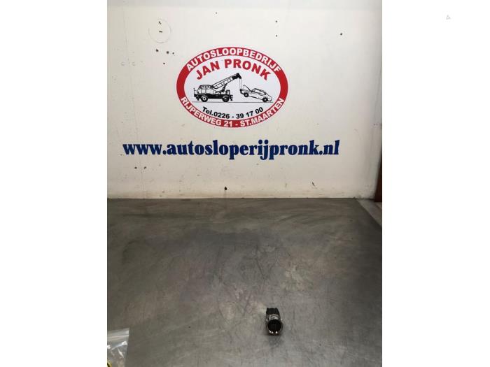 Gebrauchte Start/Stopp Schalter Toyota Corolla Verso (R10/11) 1.8 16V VVT-i Preis € 25,00 Margenregelung angeboten von Autosloopbedrijf Jan Pronk B.V.