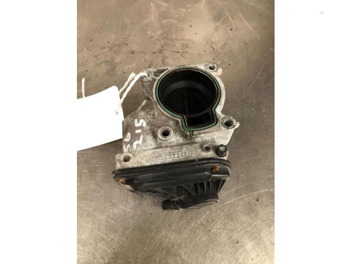 Gebrauchte Drosselklappengehäuse Ford Focus 2 1.8 16V Flexifuel Preis € 50,00 Margenregelung angeboten von Autosloopbedrijf Jan Pronk B.V.