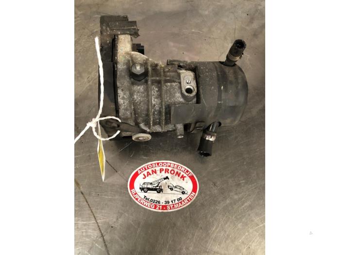 Usagé Pompe de direction Citroen C5 III Tourer (RW) 1.6 16V THP 155 Prix € 200,00 Règlement à la marge proposé par Autosloopbedrijf Jan Pronk B.V.
