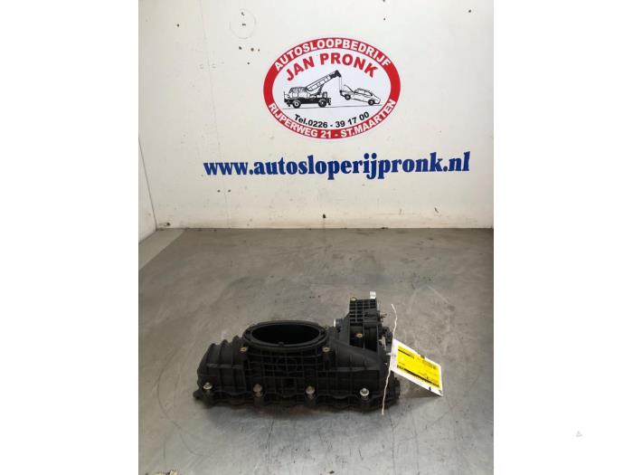 Begagnade Insugsrör Mercedes Vito (447.6) 2.2 116 CDI 16V Pris € 50,00 Marginaltabell erbjuds av Autosloopbedrijf Jan Pronk B.V.