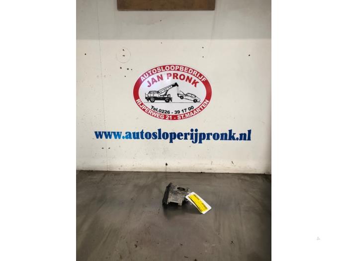 Gebrauchte Drosselklappengehäuse Renault Grand Scénic III (JZ) 1.4 16V TCe 130 Preis € 30,00 Margenregelung angeboten von Autosloopbedrijf Jan Pronk B.V.