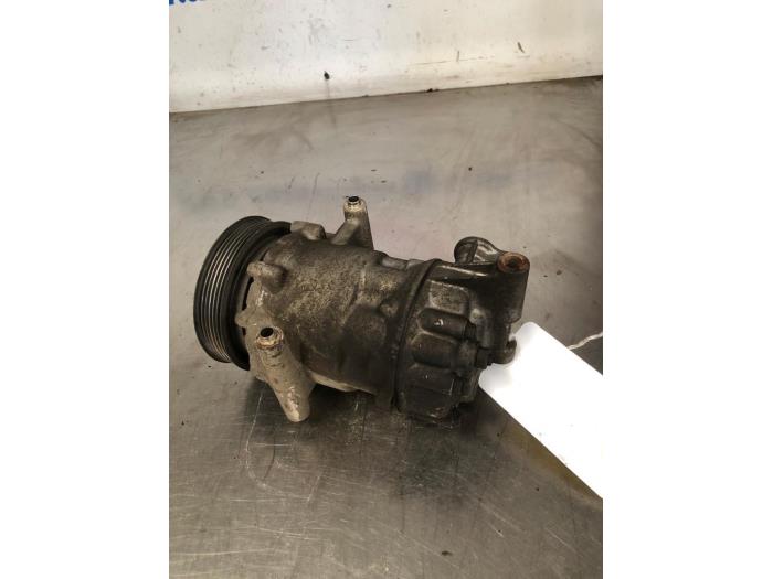 Gebrauchte Klimapumpe Ford Transit 2.2 TDCi 16V Preis € 50,00 Margenregelung angeboten von Autosloopbedrijf Jan Pronk B.V.