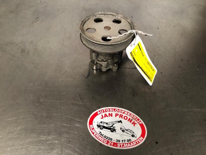 Usagé Pompe direction assistée Audi A4 (B7) 2.0 TFSI 20V Quattro Prix € 50,00 Règlement à la marge proposé par Autosloopbedrijf Jan Pronk B.V.