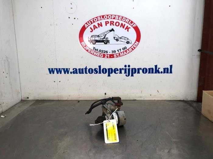 Begagnade Startmotor Peugeot 107 1.0 12V Pris € 30,00 Marginaltabell erbjuds av Autosloopbedrijf Jan Pronk B.V.