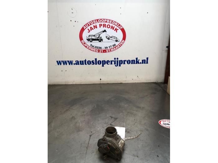 Usagé Boitier papillon Ford Fiesta 5 (JD/JH) 1.25 16V Prix € 40,00 Règlement à la marge proposé par Autosloopbedrijf Jan Pronk B.V.