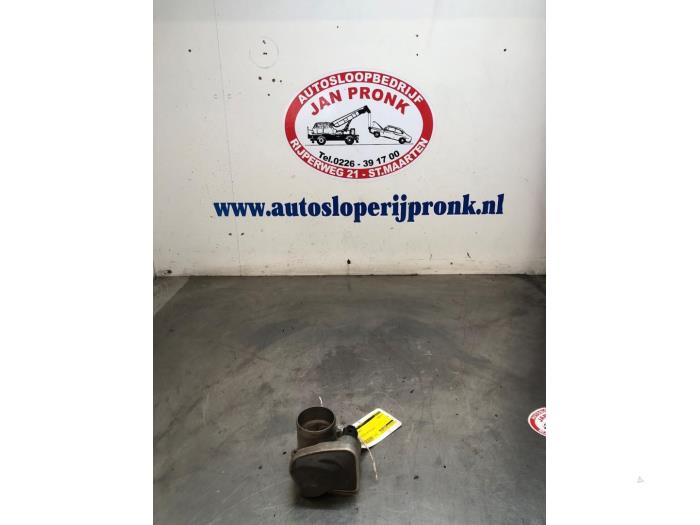 Usagé Boitier papillon Volkswagen Golf IV Variant (1J5) 1.6 16V Prix € 30,00 Règlement à la marge proposé par Autosloopbedrijf Jan Pronk B.V.